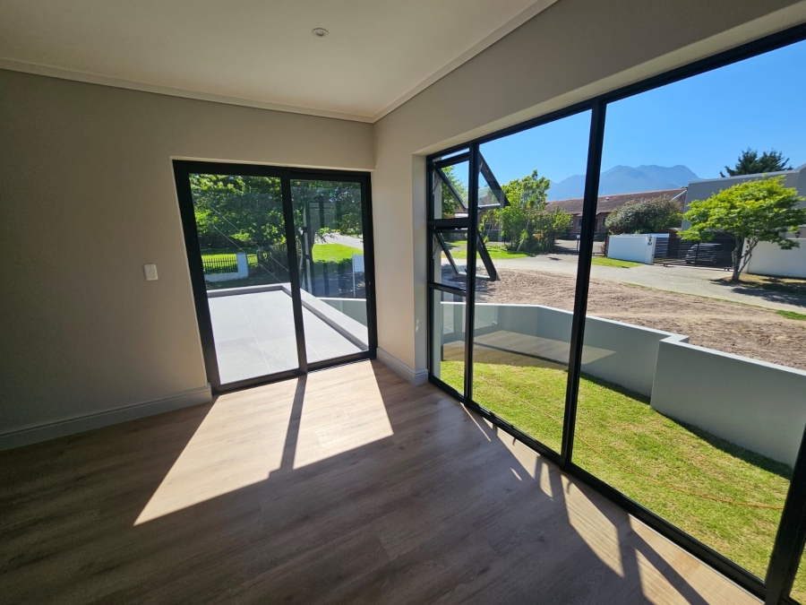 3 Bedroom Property for Sale in Heather Park Western Cape